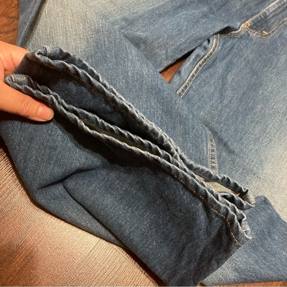 LEVI’S 550 jeans 48x26 altered GUC - Picture 3 of 13